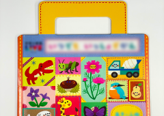 中綴じ本型抜き